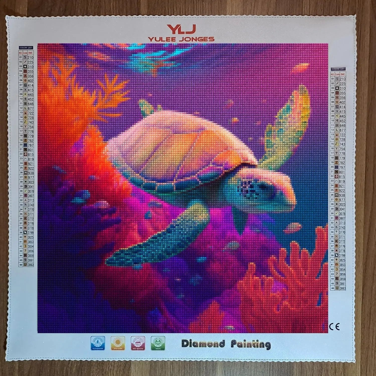 "Gliding Sea Turtle" - Full Drill Diamond Painting Kit - YLJ Art Shop - YuLee Jonges